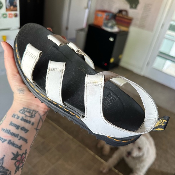 LIGHTLY WORN Dr Marten Sandals - Picture 6 of 9